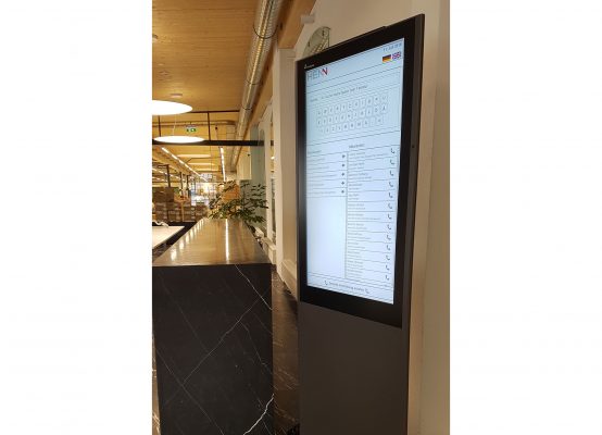 An intuitive interface walks guests through the check-in process